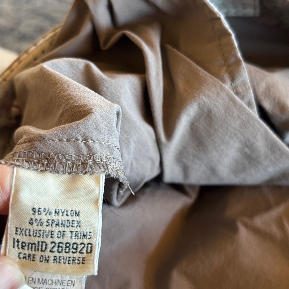 L L Bean Tan Capri Pants Size 14 - Picture 7 of 9
